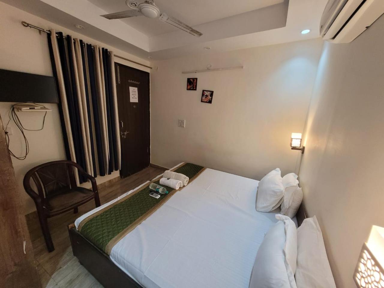 Residency - Park Metro Station Gate No - 1 Hotel 3*