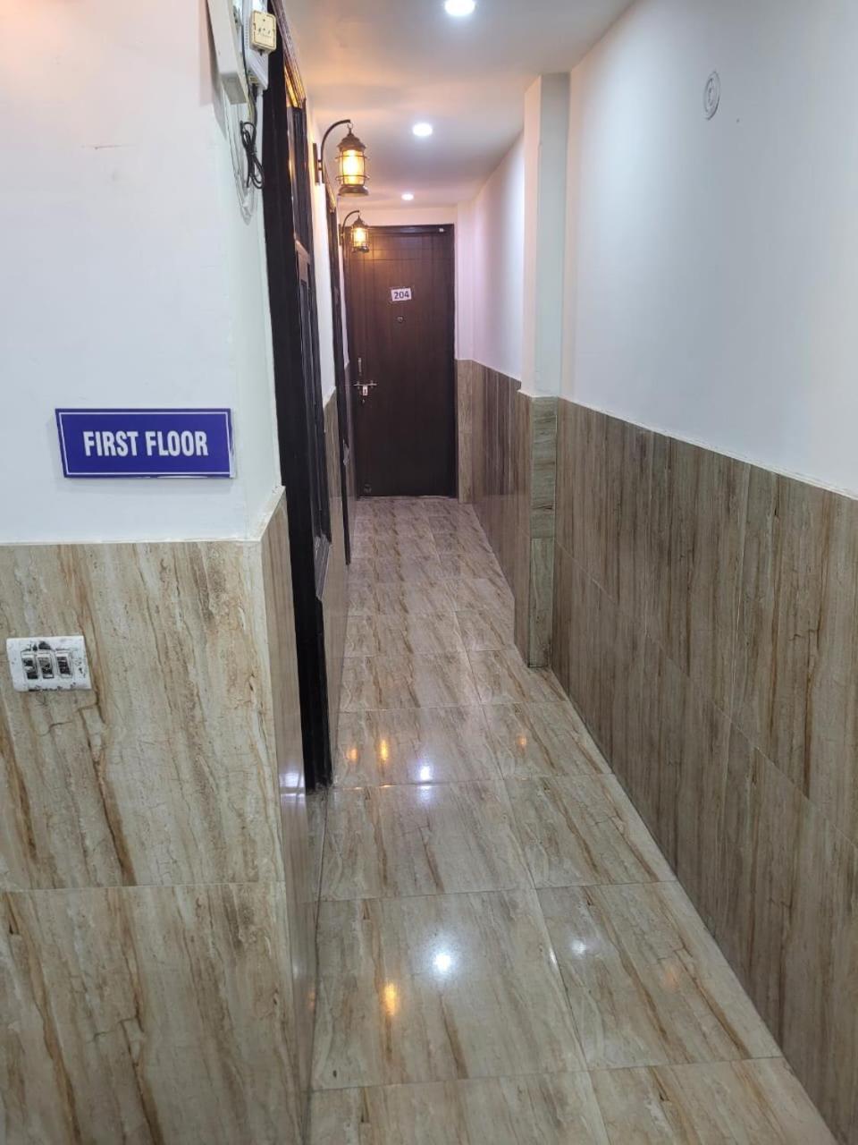 Residency - Park Metro Station Gate No - 1 3*